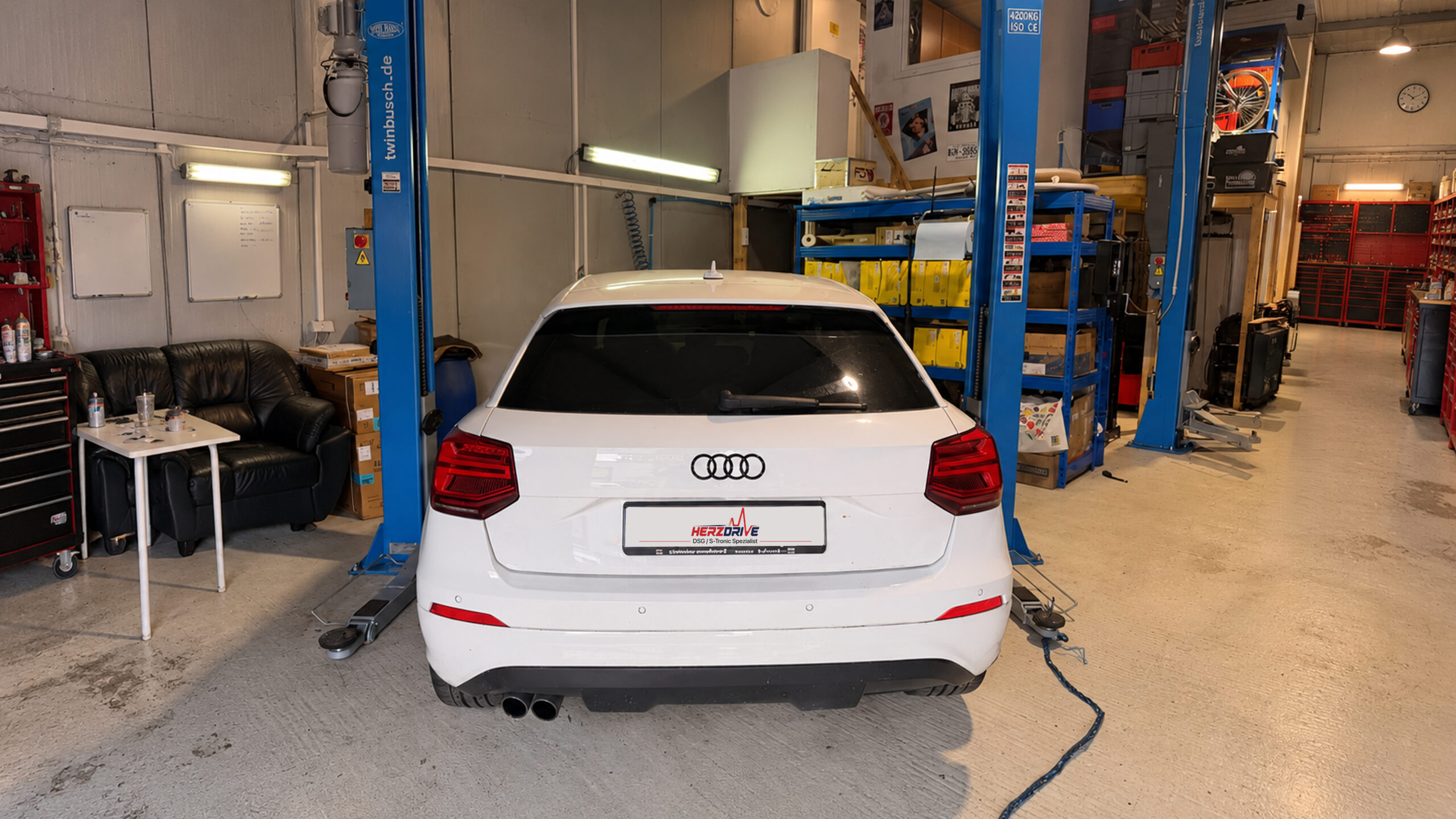 Audi Q2 mit DSG DQ200 / 0AM beim Kupplungsaustausch bei HerzDrive Berlin
